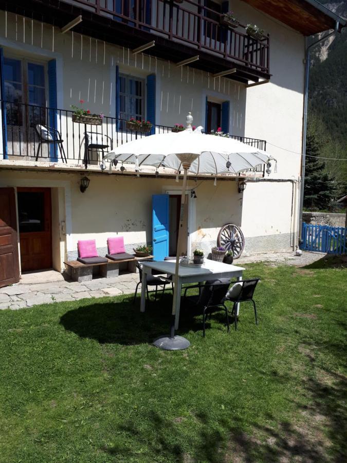 Bed And Breakfast Les Airelles Val-des-Pres Bagian luar foto